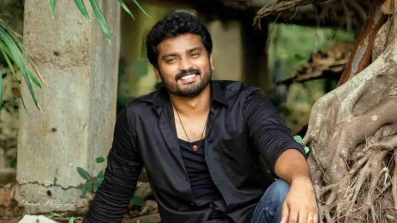 Sick room இல்லை… sex room…